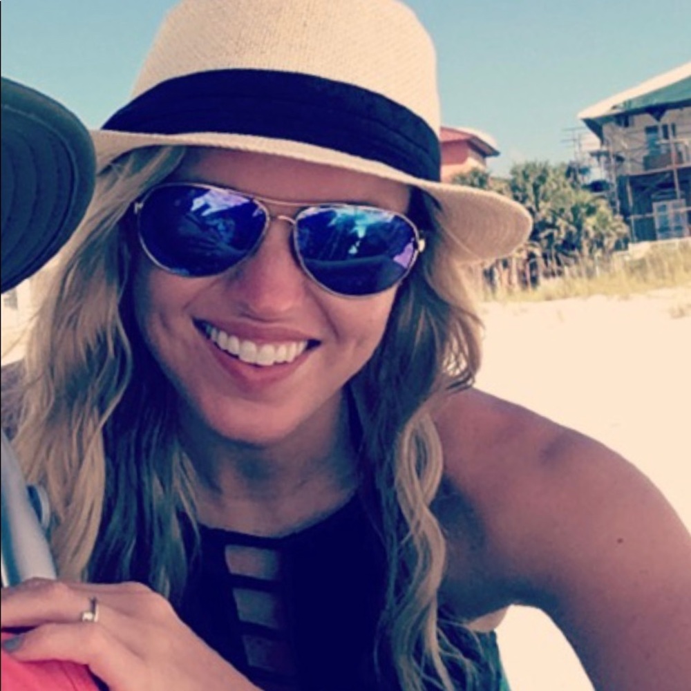 Meet your Posher, Amy